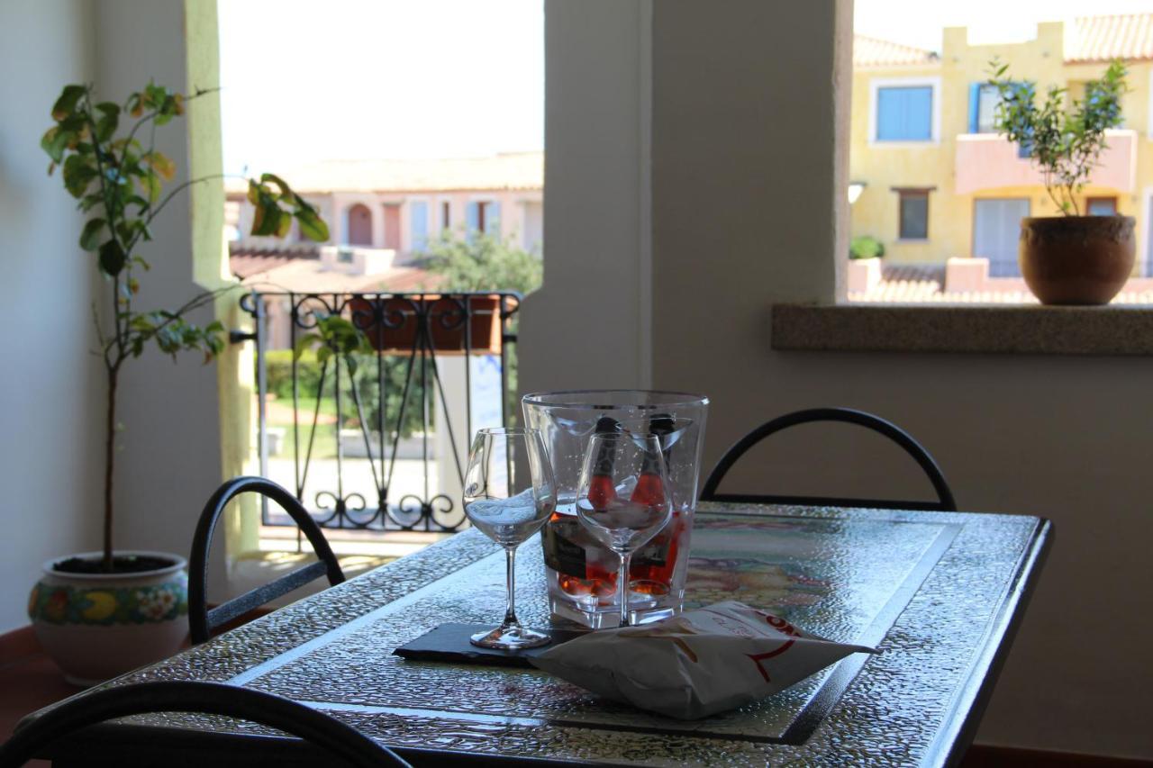 Appartamento Le Vele Porto San Paolo  Buitenkant foto